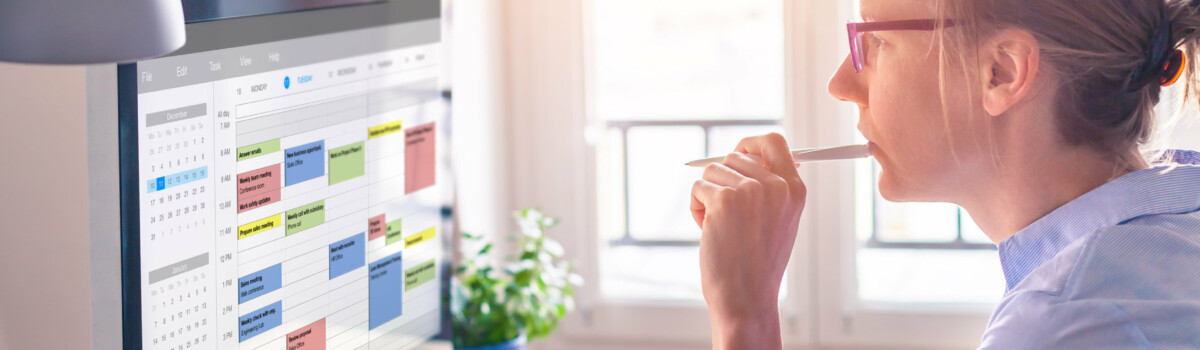 Woman planning her days to ensure good productivity