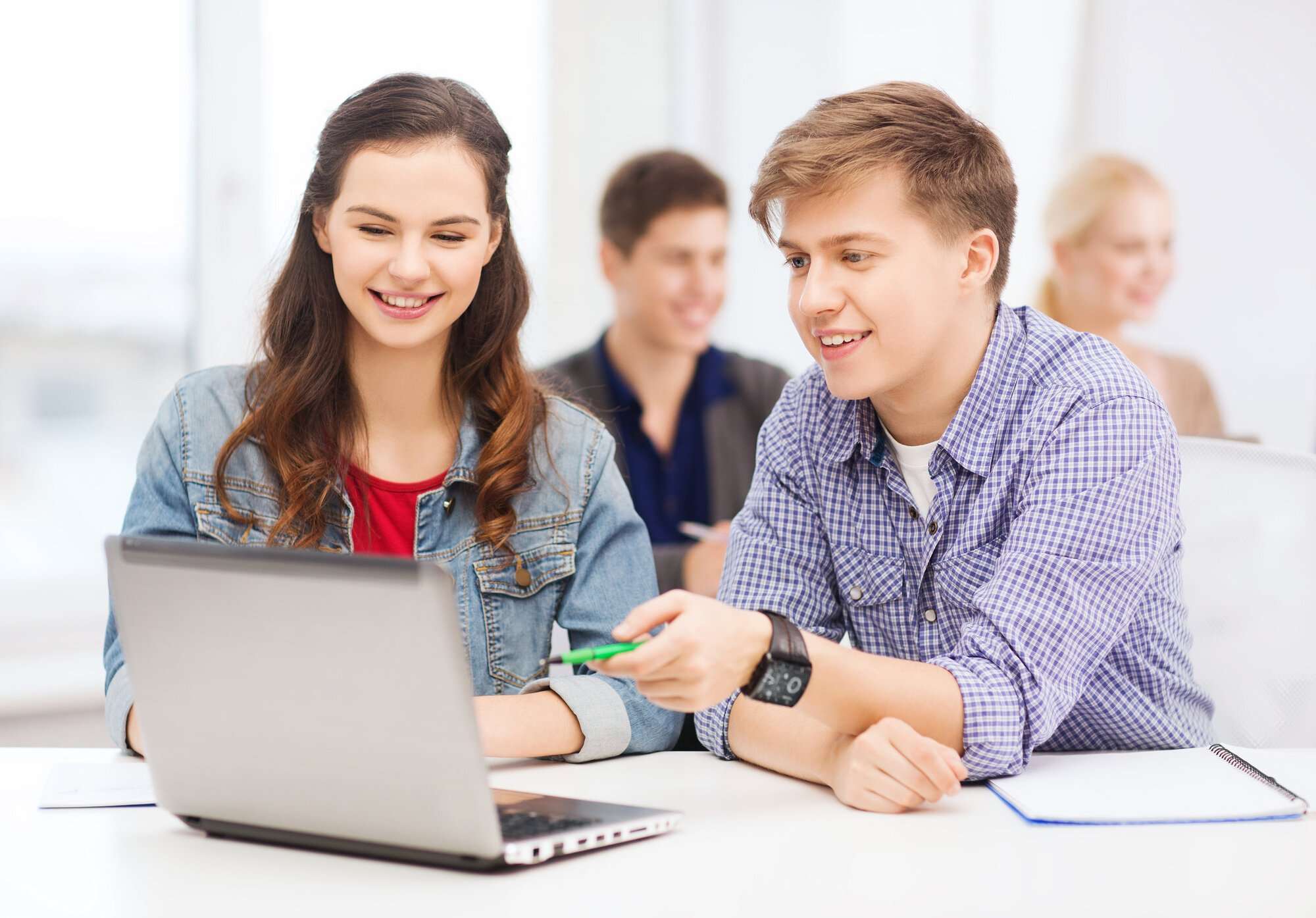 Teenagers being taught online safety Teenagers being taught online safety