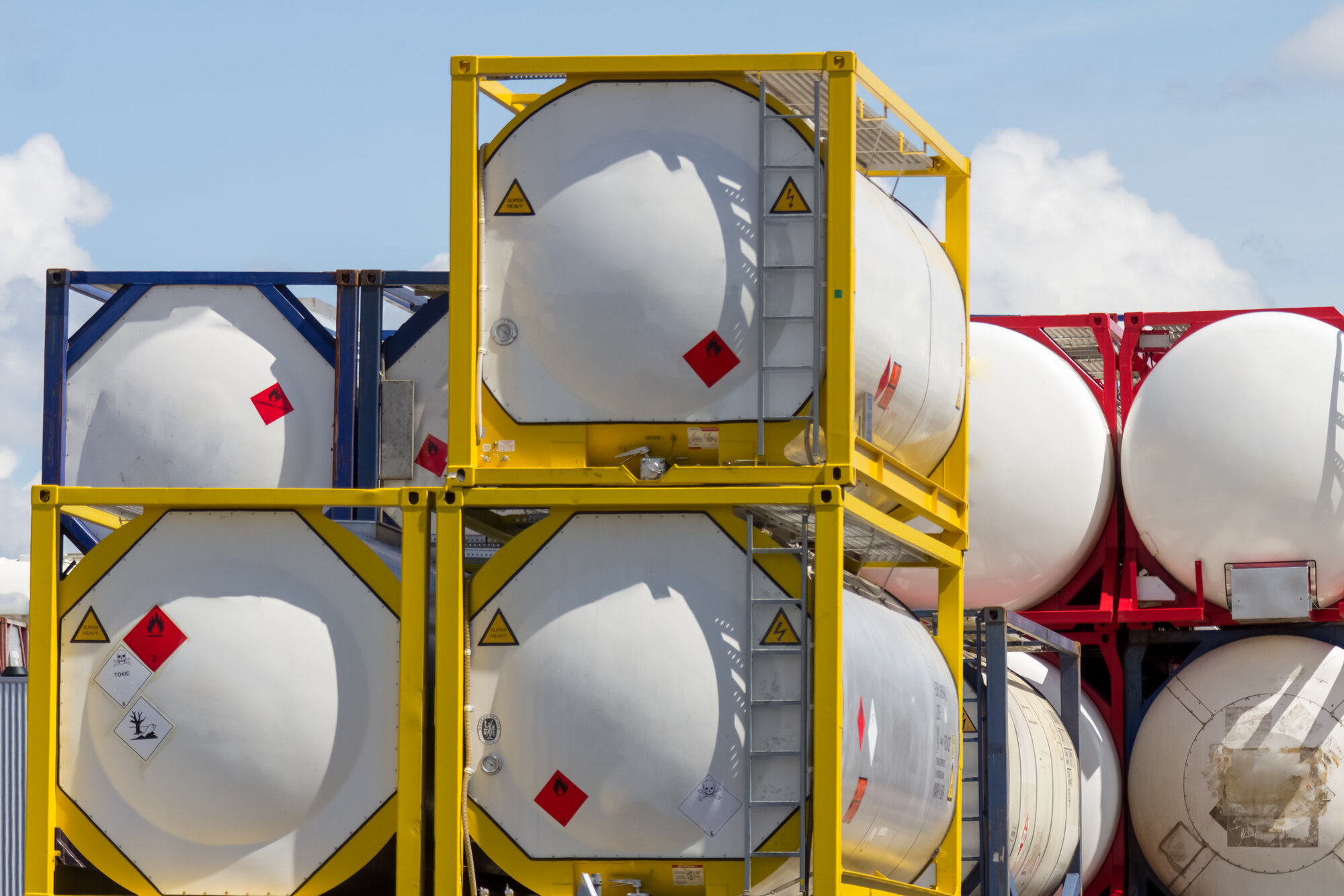 Large containers carrying chemicals Large containers carrying chemicals