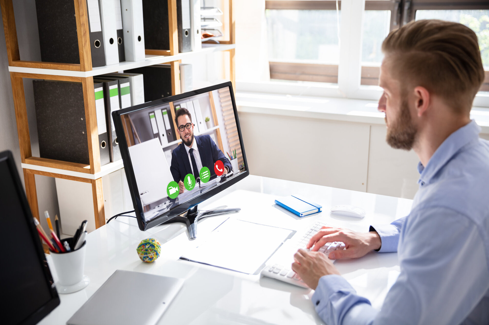Video conferences help with communication Video conferences help with communication