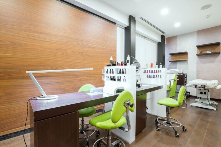 Sterilised nail bar