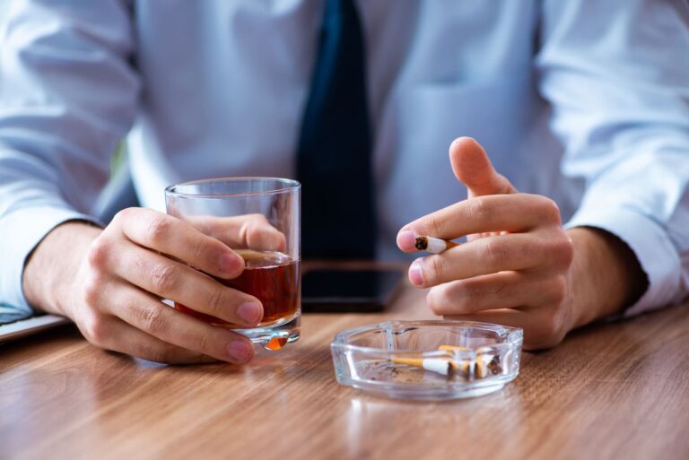 How Smoking and Alcohol Affect Cardiovascular Health