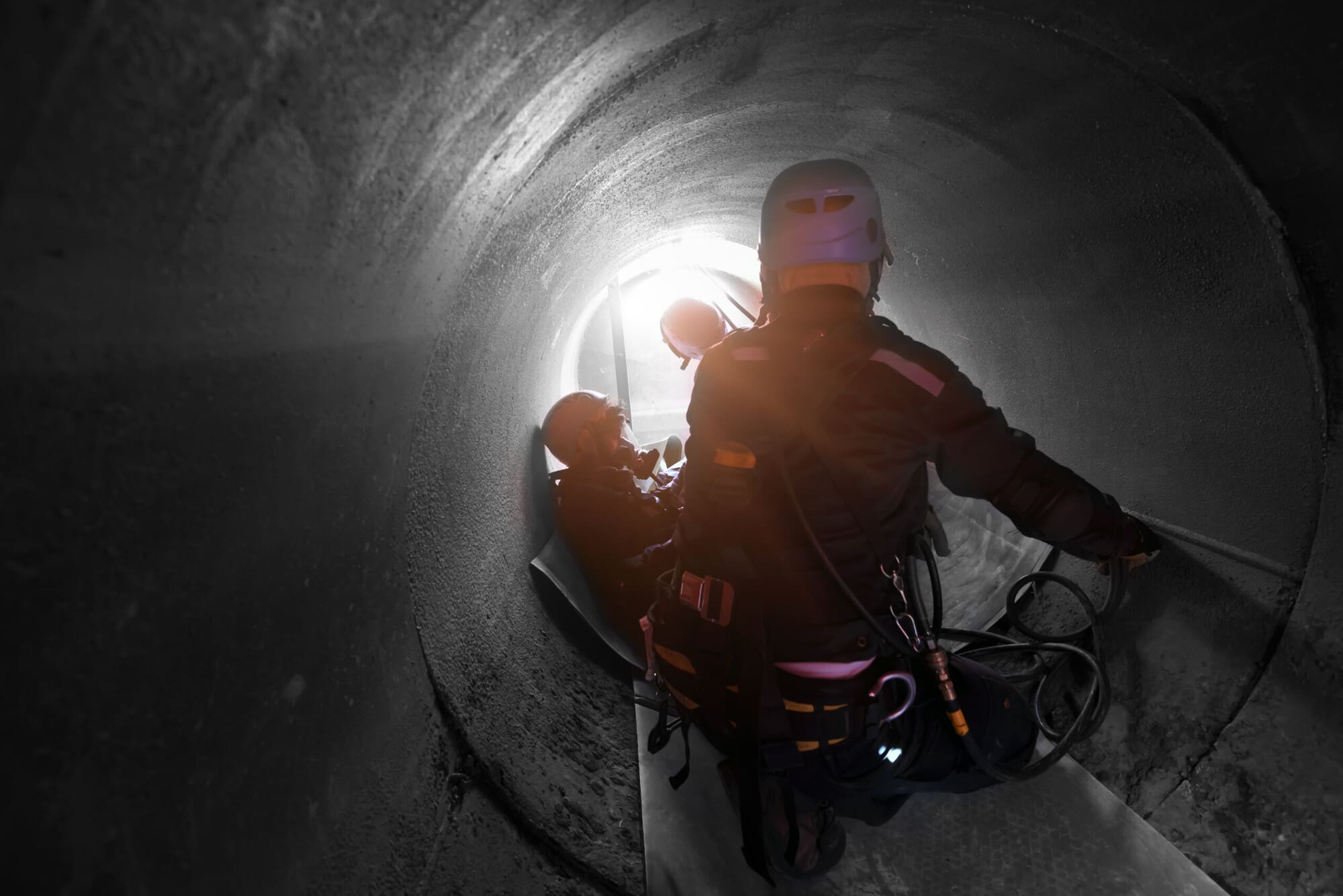 Rescue equipment for working in confined spaces Rescue equipment for working in confined spaces