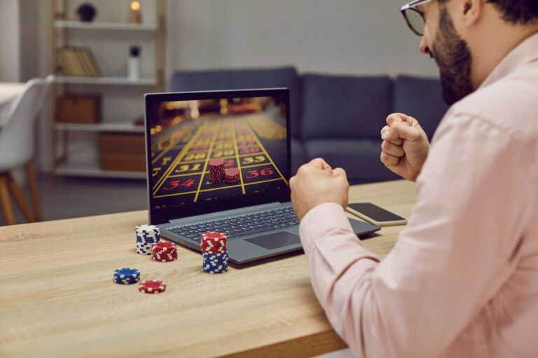 Gambling Addiction | The Psychological Mechanisms