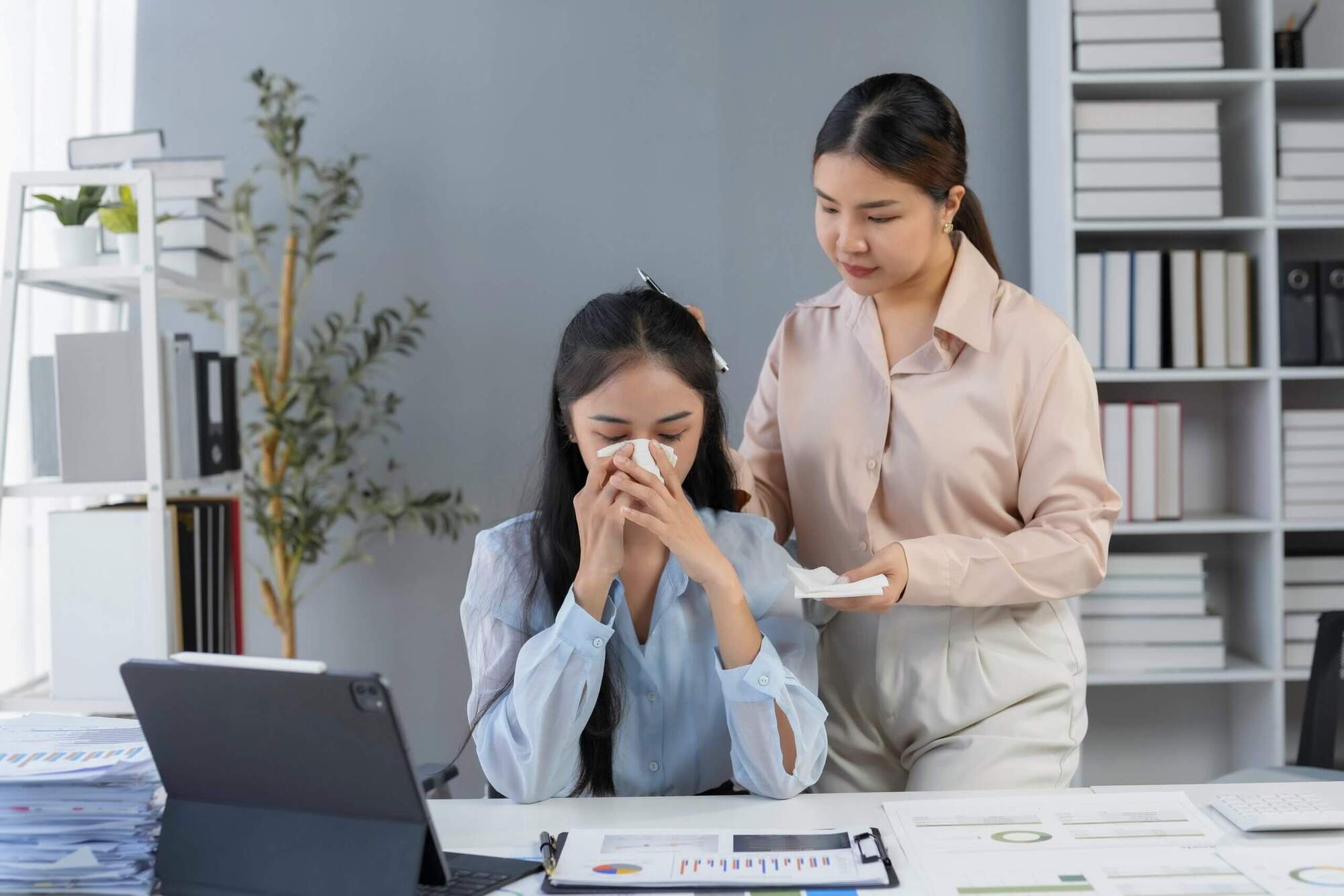 What is Presenteeism? 4 Employee unwell at work