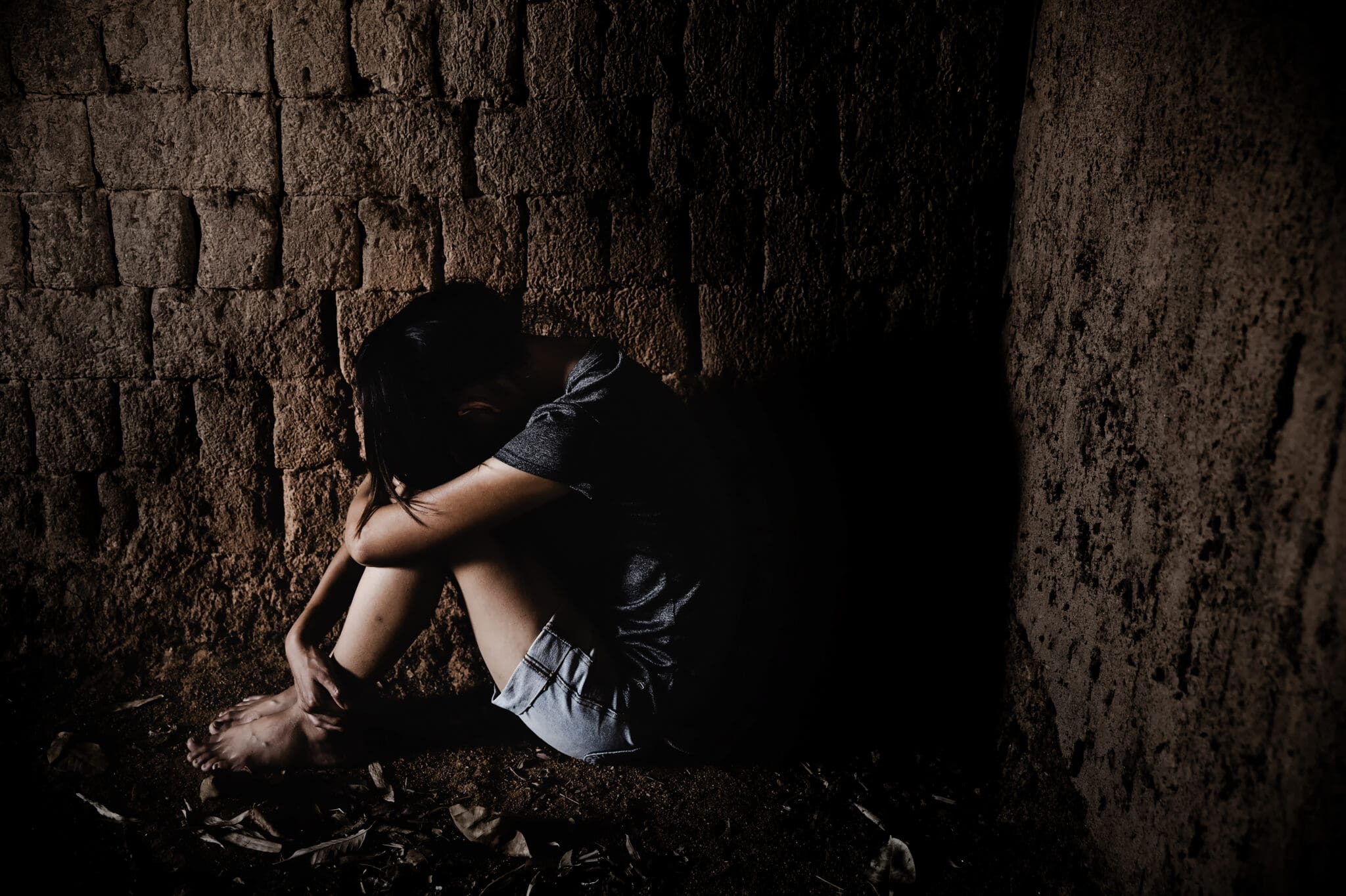 How to Spot Modern Slavery 2 modern slavery
